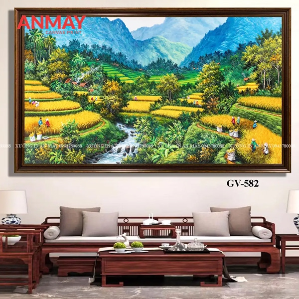 Tranh sơn dầu cao cấp tạo điểm nhấn sang trọng cho không gian 2 Tranh sơn dầu cao cấp treo trên tường phòng khách sang trọng